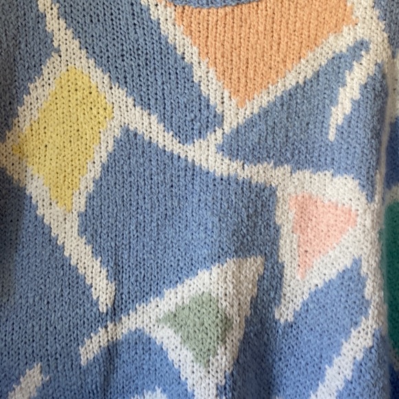 NWT Colter Bay International Sweater, Size Large - Picture 9 of 10